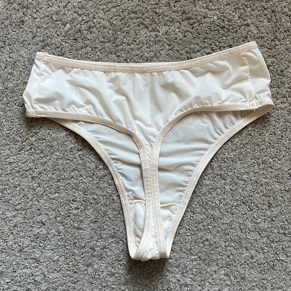 American Apparel Thong/ NWOT!Size:XS